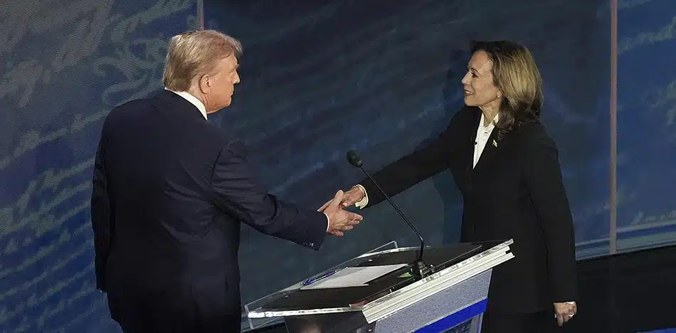 Involuntario pacto de no agresión entre Harris y Trump en un debate parejo