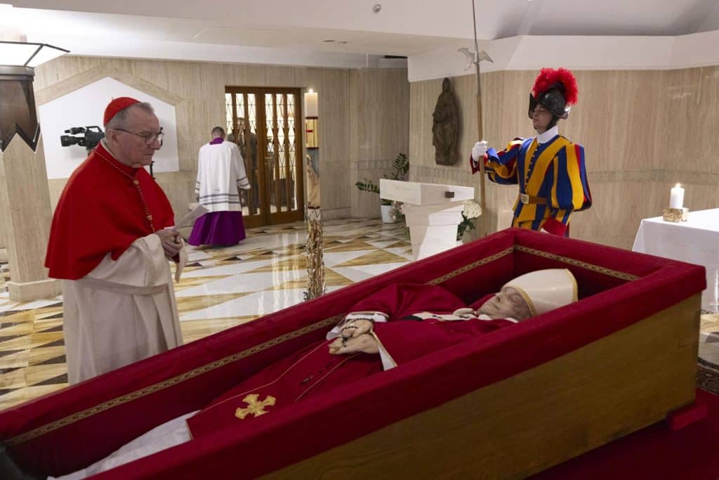 El funeral del papa Francisco será el sábado 26 de abril en la plaza de San Pedro