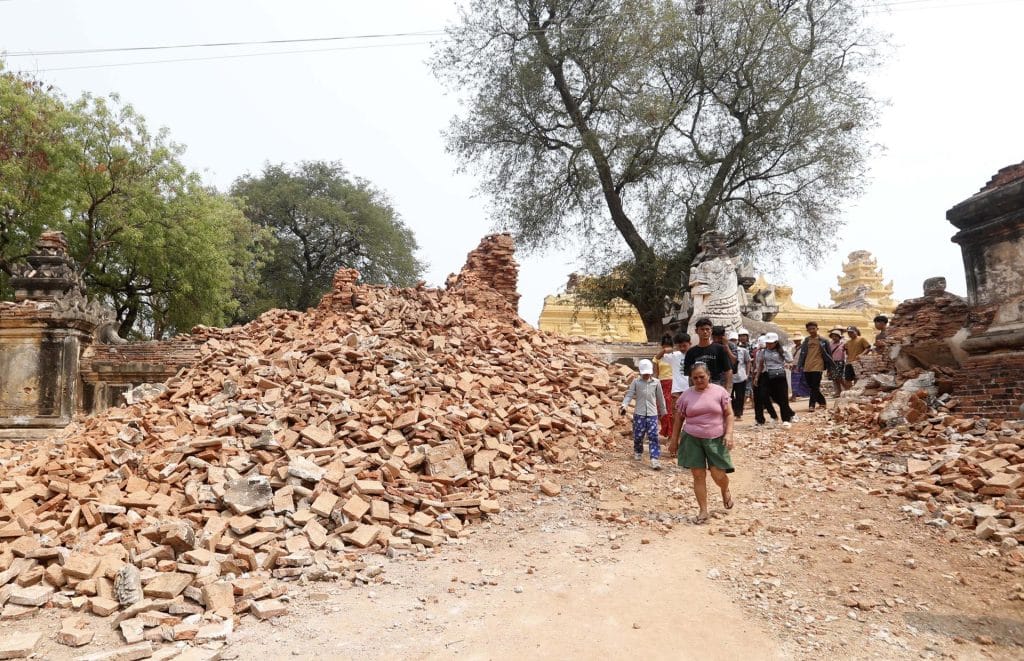 Birmania halla más cadáveres bajo escombros a nueve días del terremoto: van 3476 muertos