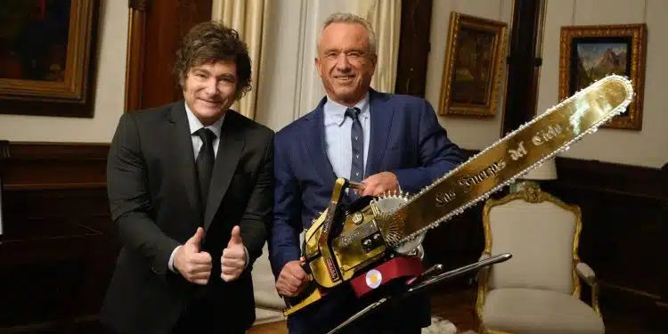 JAVIER-MILEI-ROBERT-KENNEDY-JR-ARGENTINA-ESTADOS-UNIDOS-EFE--750x375