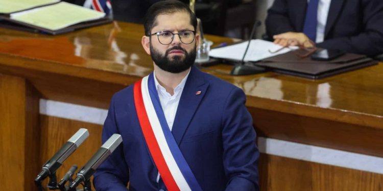 GABRIEL-BORIC-CUENTA-PUBLICA-EFE--e1748822078841-750x375