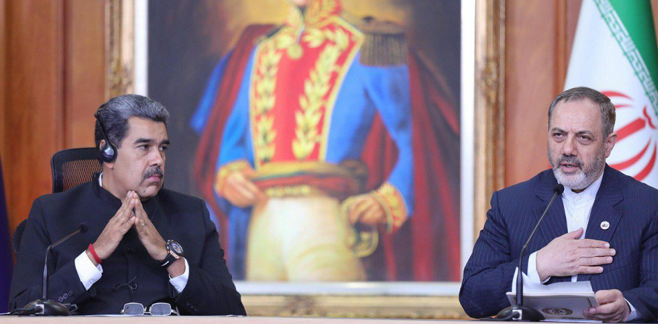 Maduro-con-Aziz-Nasirzadeh_Ministro-de-Defensa-de-Iran