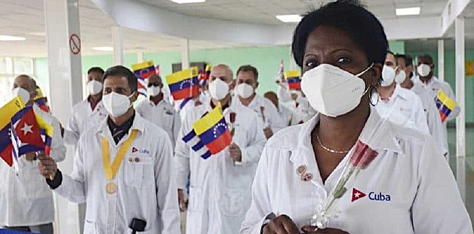 MEDICOS-CUBANOS