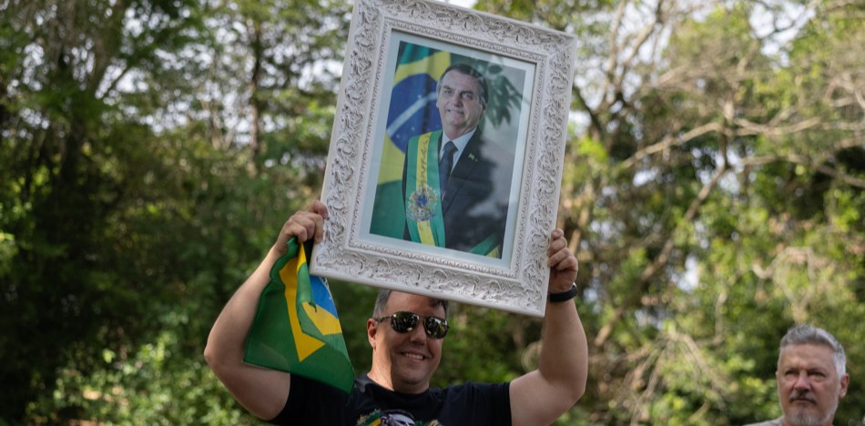 mitin-flavio-bolsonaro-2