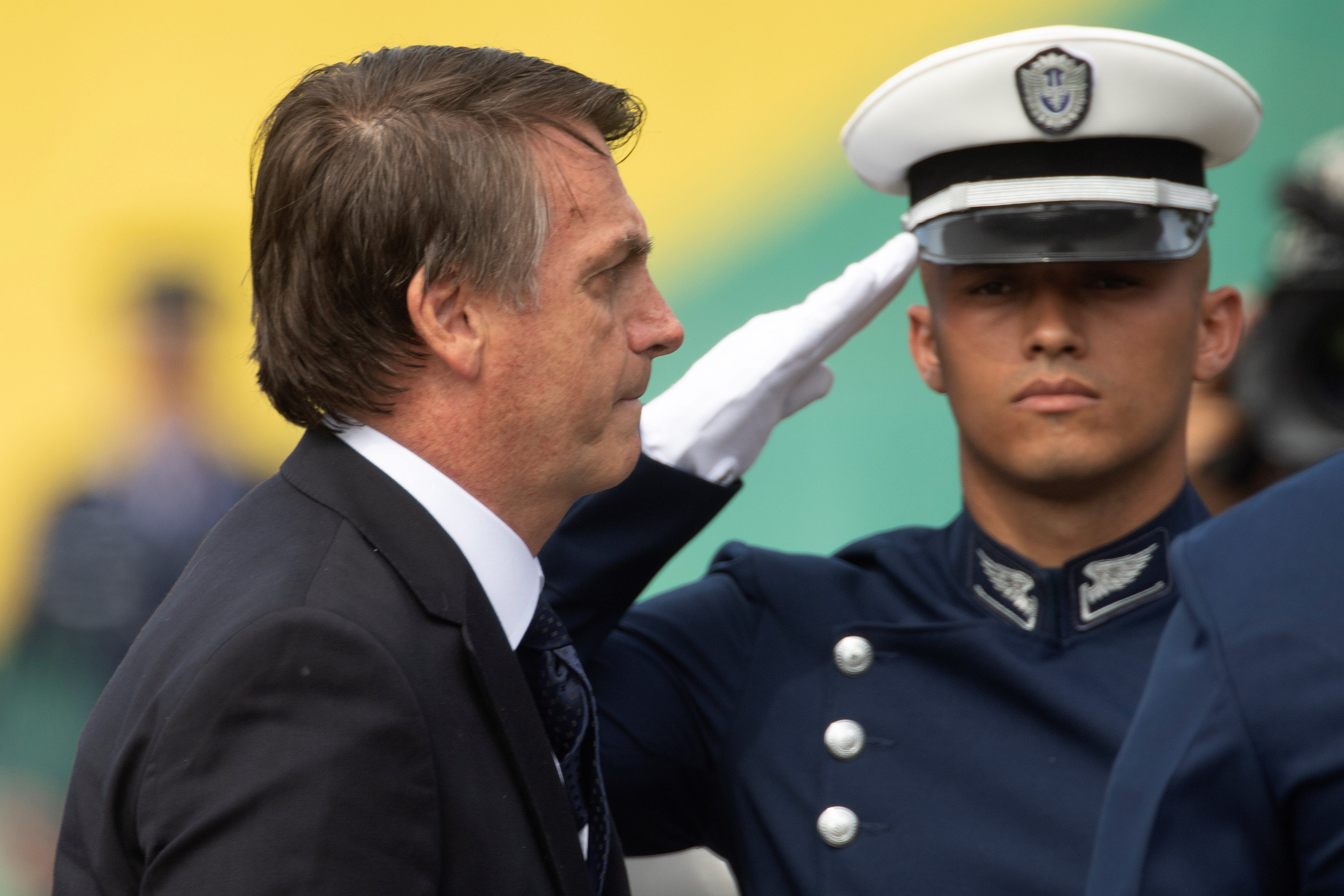 Bolsonaro sugiere que EEUU podría tener una base militar en Brasil