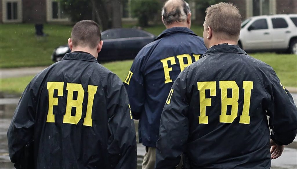 Republicanos prometen investigación contra el FBI 