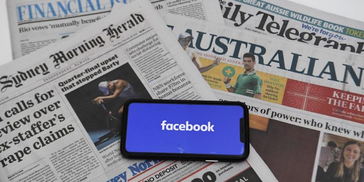 Facebook anunció el veto a contenidos noticiosos con el aviso de "no hay publicaciones", (EFE)