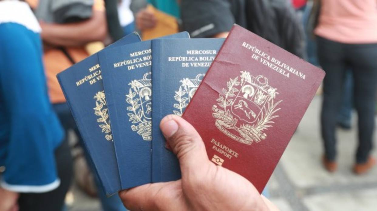 ABC sobre la prórroga y validez de pasaportes venezolanos