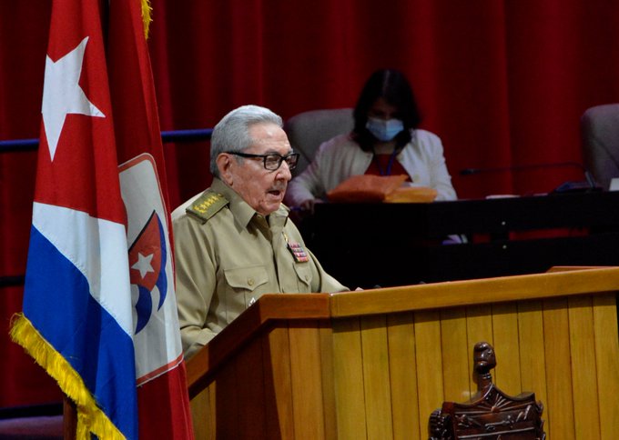 Poco importa si el apellido Castro ya no estará en las actas mientras los herederos del poder no desmonten el legado comunista