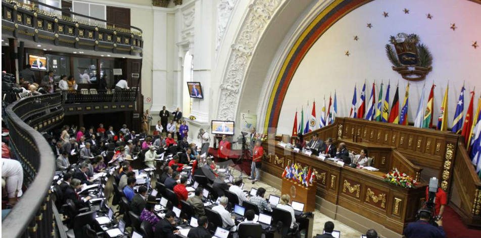 Venezuela sin parlamento: una asamblea sin trascendencia y otra sin legitimidad