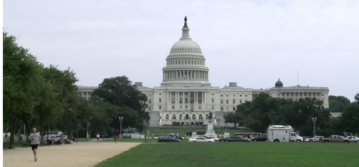 Republicanos dominan el Senado y demócratas la Cámara Baja con Pelosi al frente