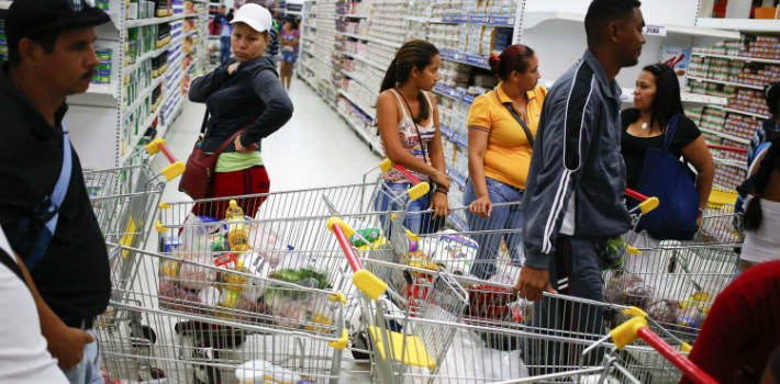 Tiendas de alimentos en EEUU podrían sufrir escasez de suministro