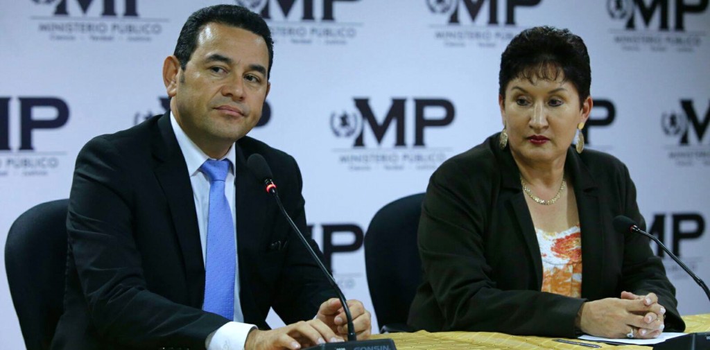 Luis Eduardo Barrueto sobre el presidente electo de Guatemala: "ganar una elección no es lo mismo que formar un Gobierno operativo." (<a href="https://www.facebook.com/JimmyOficial/photos/pb.158778054194010.-2207520000.1447382008./944668318938309/?type=3&amp;theater" target="_blank">Jimmy Morales</a>)