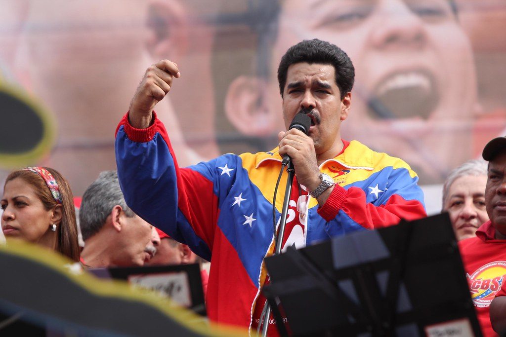Ante esa escalada de asfixia a la libertad de expresión, todos nos hemos refugiado en las redes sociales. Sin embargo, Maduro no lo tolera. (Archivo)