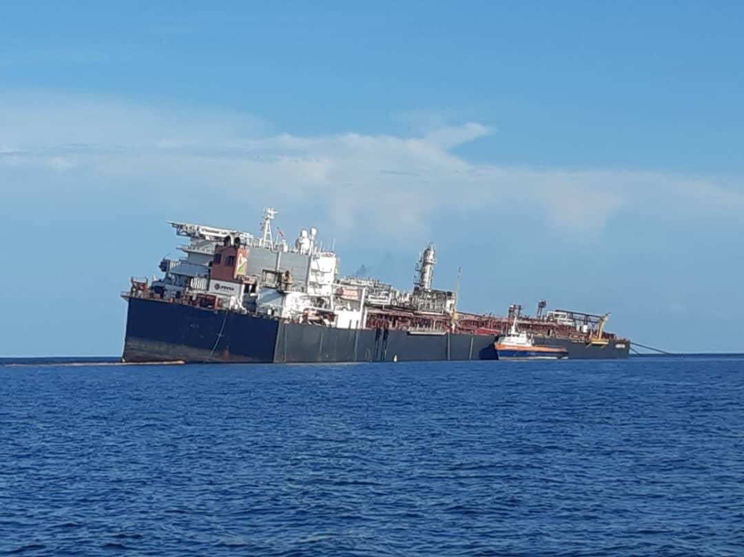 Petróleo venezolano abandonado en alta mar