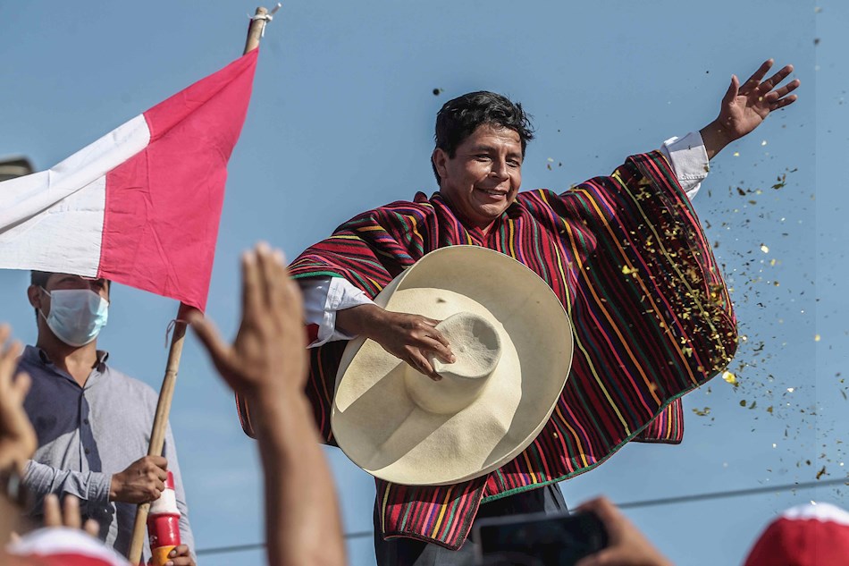 Perú en manos de Castillo: del crecimiento sostenido al precipicio económico