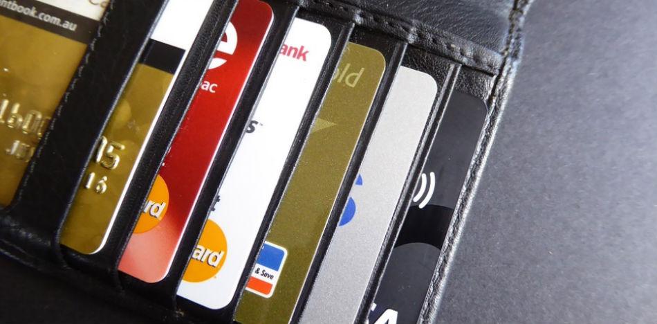 Cómo el Gobierno está provocando una crisis de deuda con las tarjetas de crédito