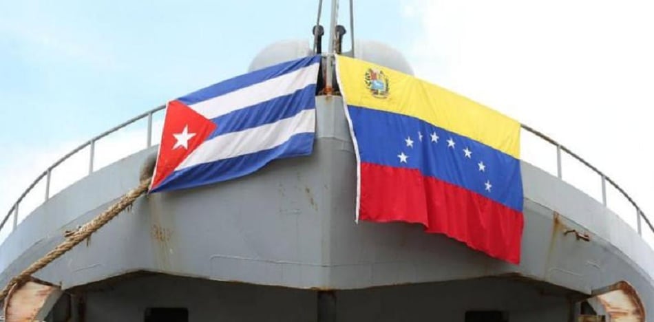 Maduro aumenta envío de petróleo a Cuba con ayuda de Irán